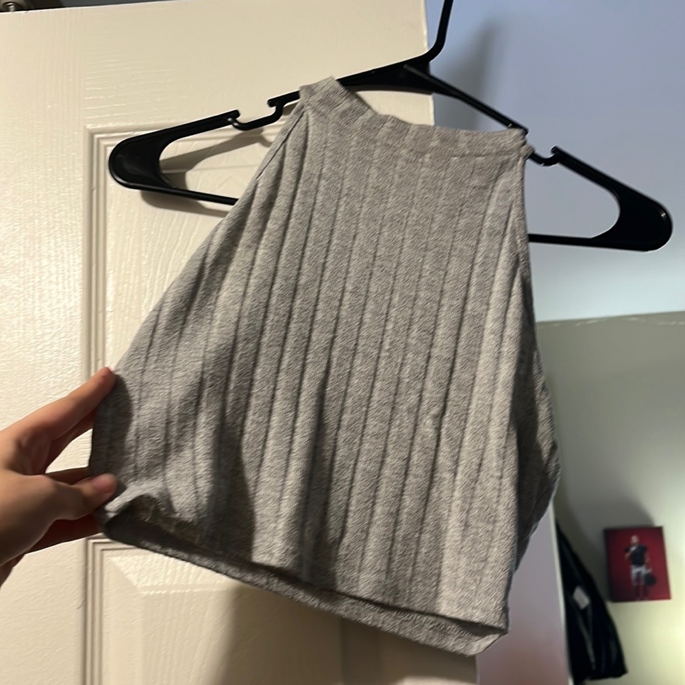 Women’s summer grey crop top casual sleeveless
